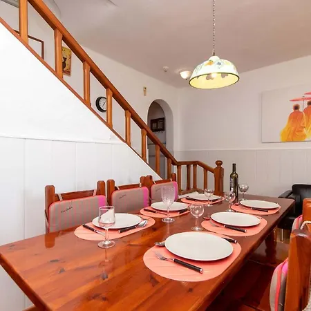 Villa Parque Santiago Iii 68 - Three Bed *